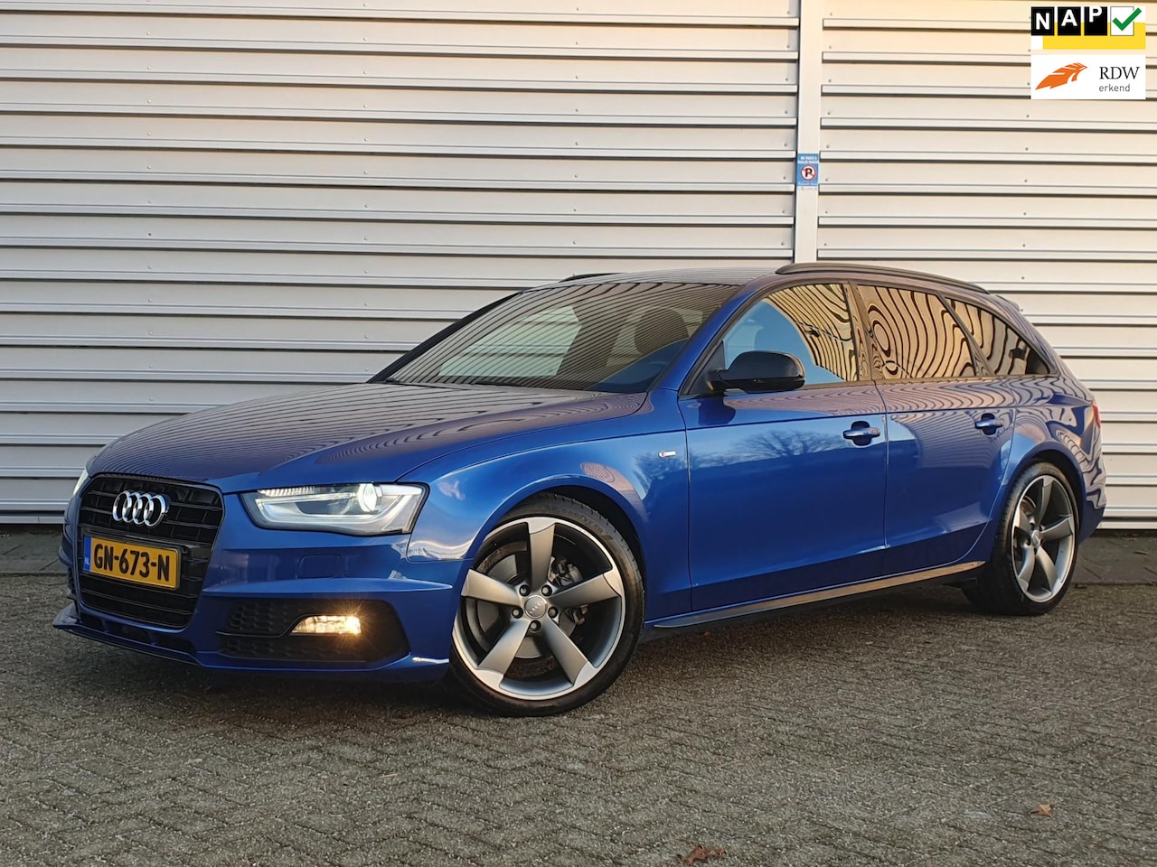 Audi A4 Avant - 1.8 TFSI S-Line Clima/Navi/LM 19"/ 1e Eig!! - AutoWereld.nl