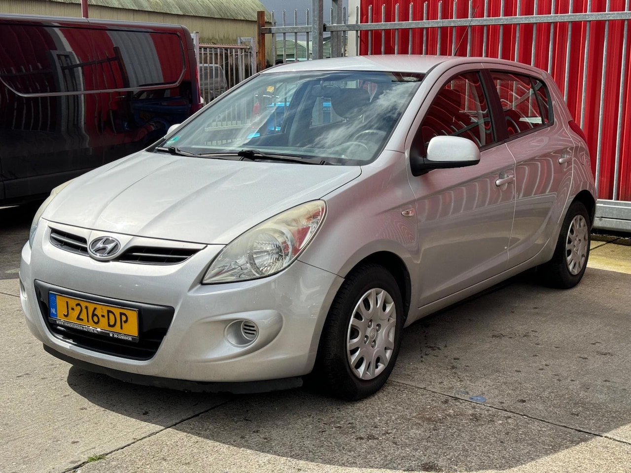 Hyundai i20 - 1.2i i-Drive / AIRCO - AutoWereld.nl