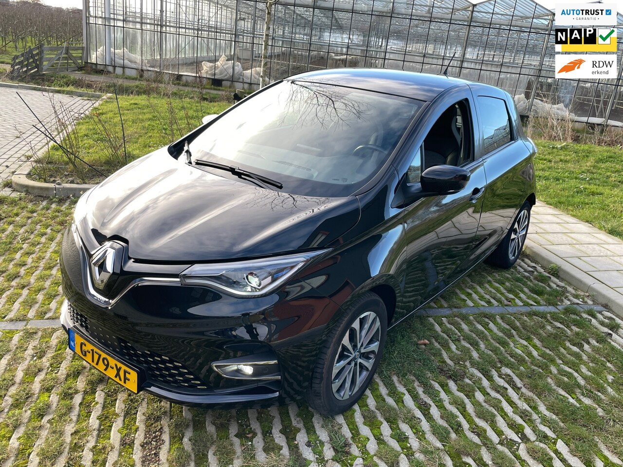 RENAULT ZOE