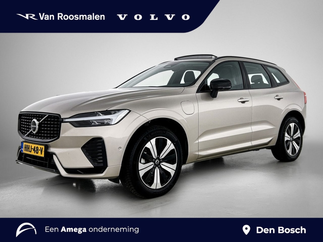Volvo XC60 - 2.0 T6 AWD Plus Dark | Panorama dak | Trekhaak | Leder | - AutoWereld.nl