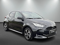 Toyota Yaris - 1.5 Hybrid Black edition 115pk | Stoel en Stuur verwarming