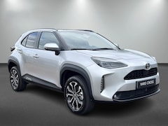 Toyota Yaris Cross - 1.5 Hybride 130 pk Black Edition, Safety + Winter pakket