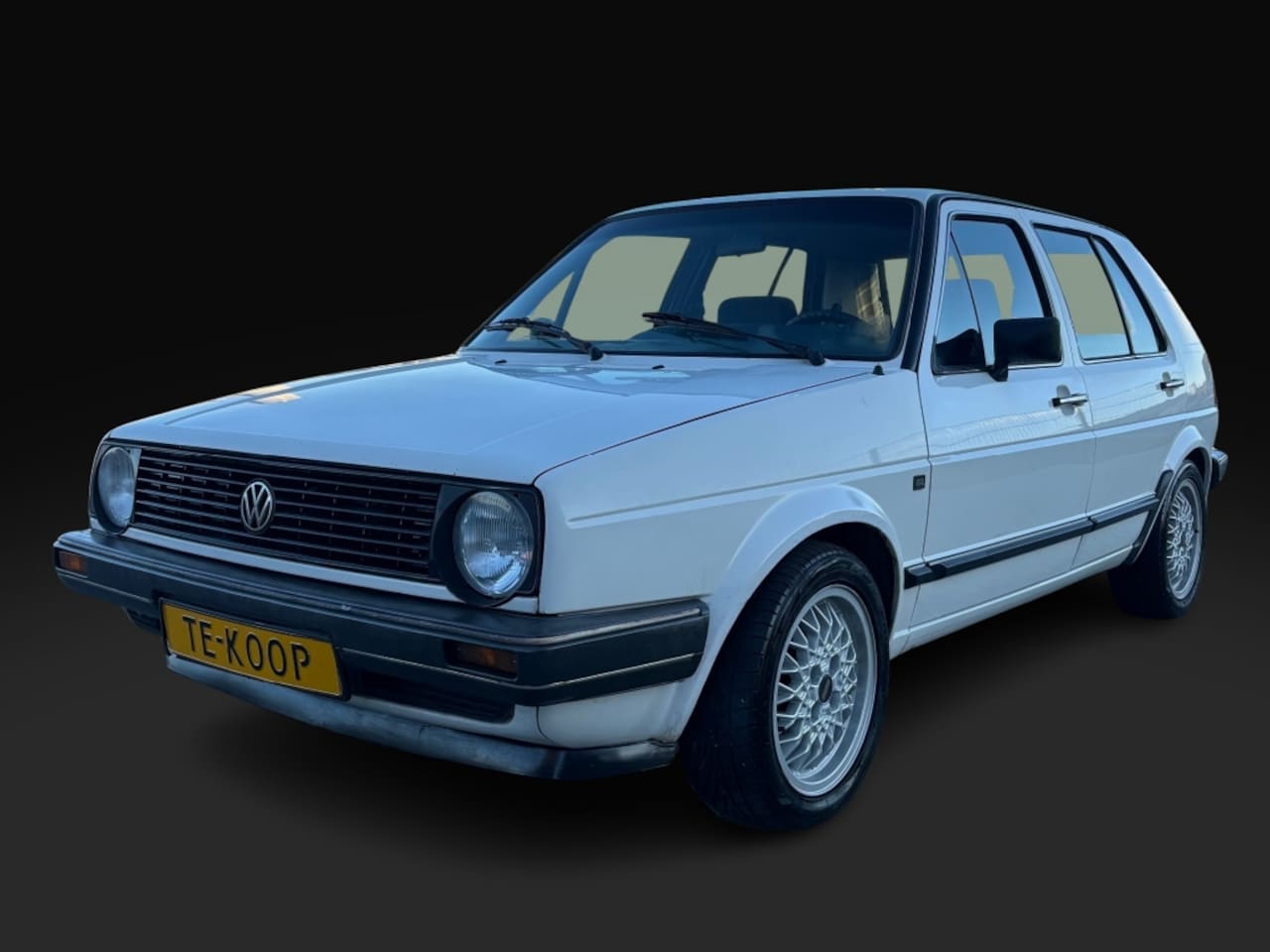 Volkswagen Golf - 1.8 GLAUTOMAAT 5-DEURS BIJNA 40 JAAR OUD - AutoWereld.nl