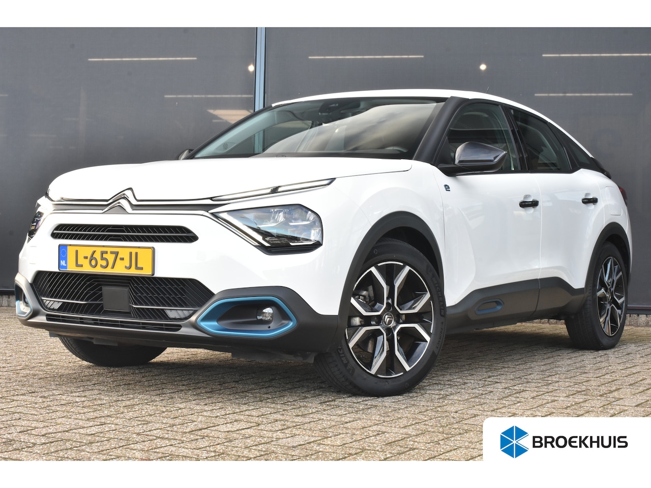 Citroën Ë-C4 - Feel 50 kWh 3 Fase 100% SOH | Navigatie | Keyless-Entry | Achteruitrijcamera | Climate Con - AutoWereld.nl