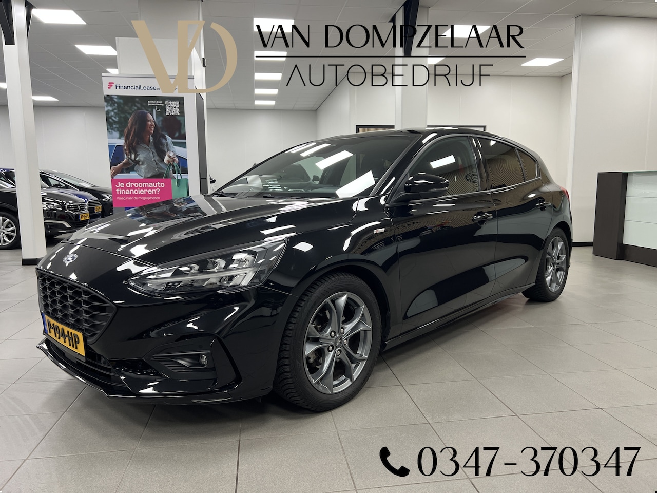 Ford Focus - 1.0 EcoB. 125PK / Hybrid ST-LINE X / HEAD-UP / STOEL-STUURVERW. / TREKH. / CAMERA / - AutoWereld.nl