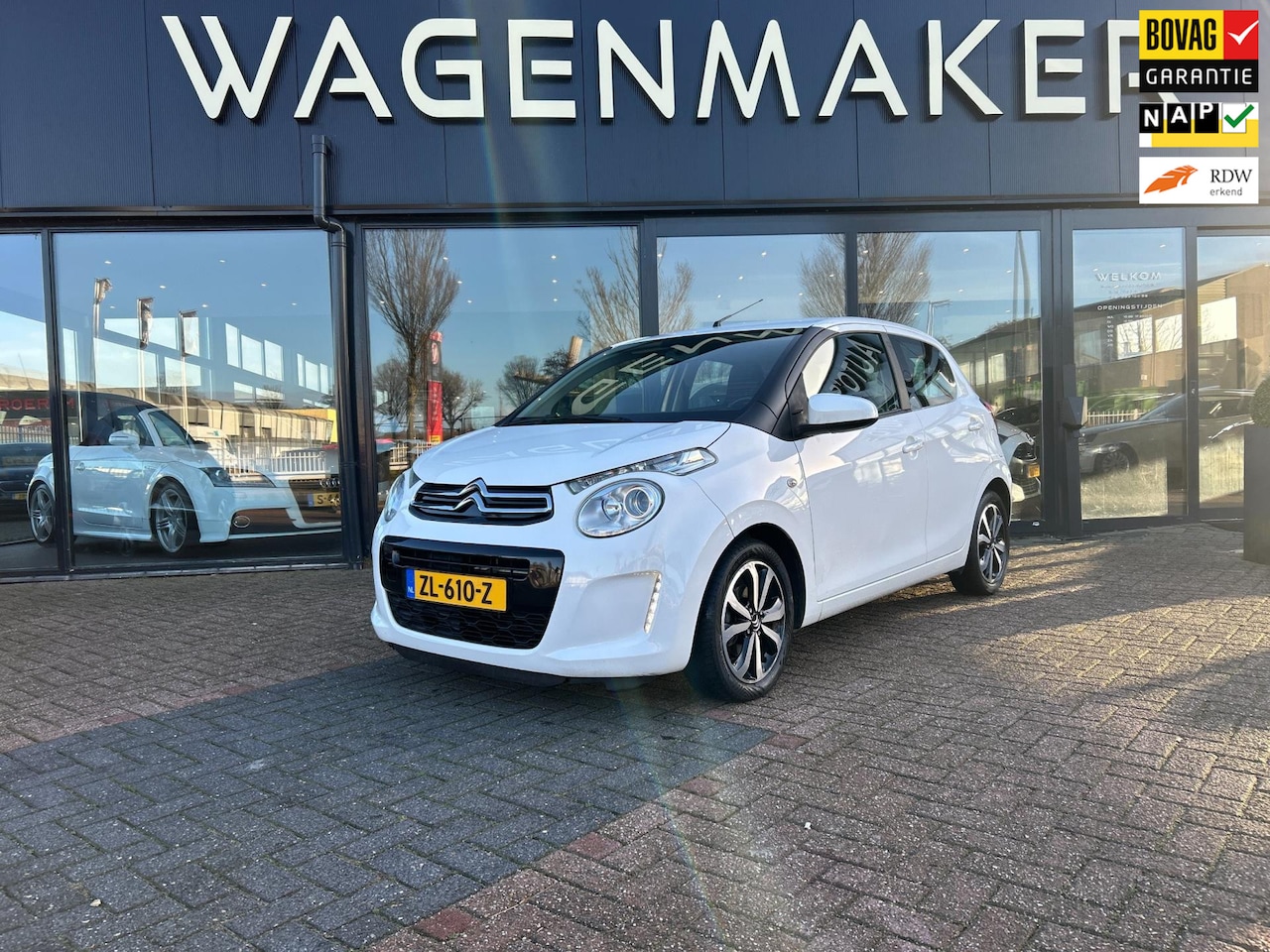 Citroën C1 - 1.0 VTi Shine Airco|NAVI|CAMERA|CARPLAY! - AutoWereld.nl