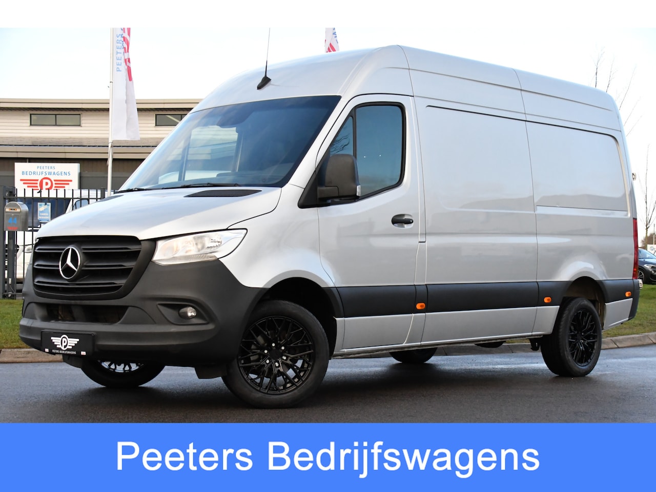 Mercedes-Benz Sprinter - 317 1.9 CDI L2H2 RWD PB Edition Camera, Cruise, Carplay, 10,5'' Mbux, 3500kg Trekhaak, Sto - AutoWereld.nl