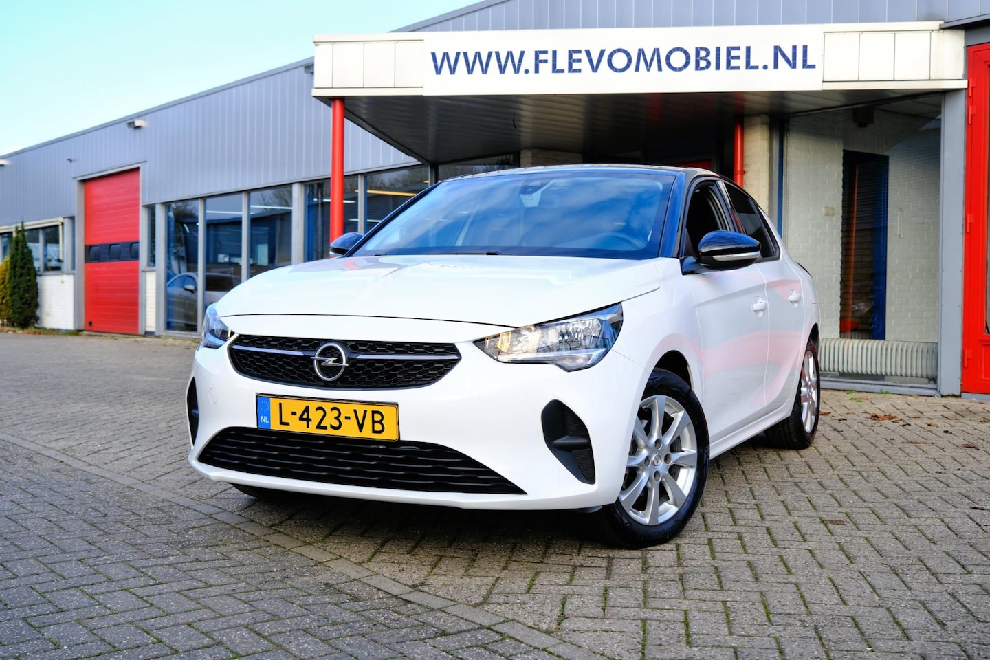 Opel Corsa - 1.2 Edition 5-drs *12.800km!* Airco|Cruise|LMV - AutoWereld.nl