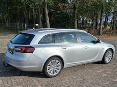 Opel Insignia Sports Tourer - 1.4 T EcoFLEX Business+ Luxe Nederlandse opel insignia 126500 km nap
