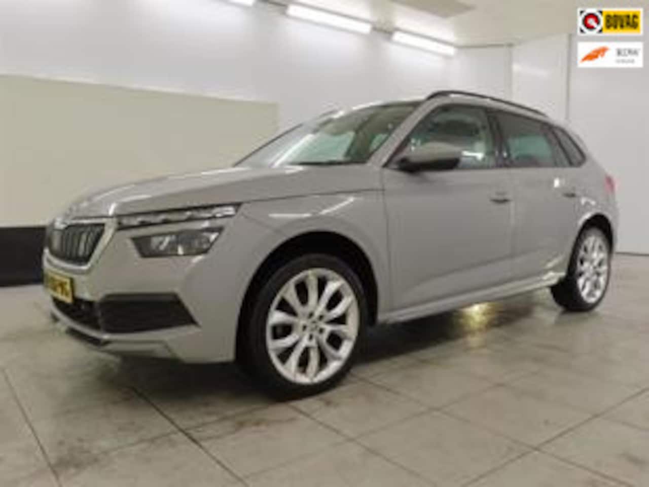 Skoda Kamiq - 1.0 TSI Business Edition| Navi| Cruise| Half lederen bekleding| Trekhaak| Pano Dak| Specia - AutoWereld.nl