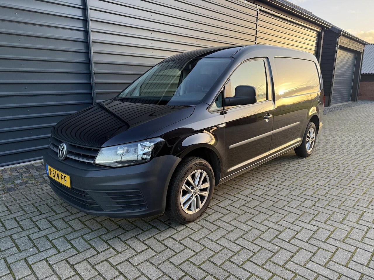Volkswagen Caddy Maxi - Bestel 2.0 TDI L2H1 BMT cruise airco - AutoWereld.nl