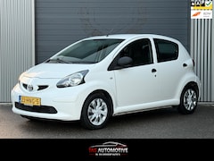 Toyota Aygo - 1.0-12V 5-deurs AIRCO / 128.502 KM / NAP / APK