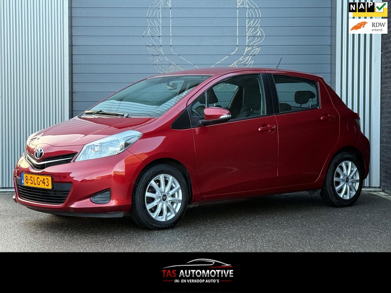 Toyota Yaris - 1.3 VVT-i Aspiration 2e EIG / AUTOMAAT / CRUISE - AutoWereld.nl