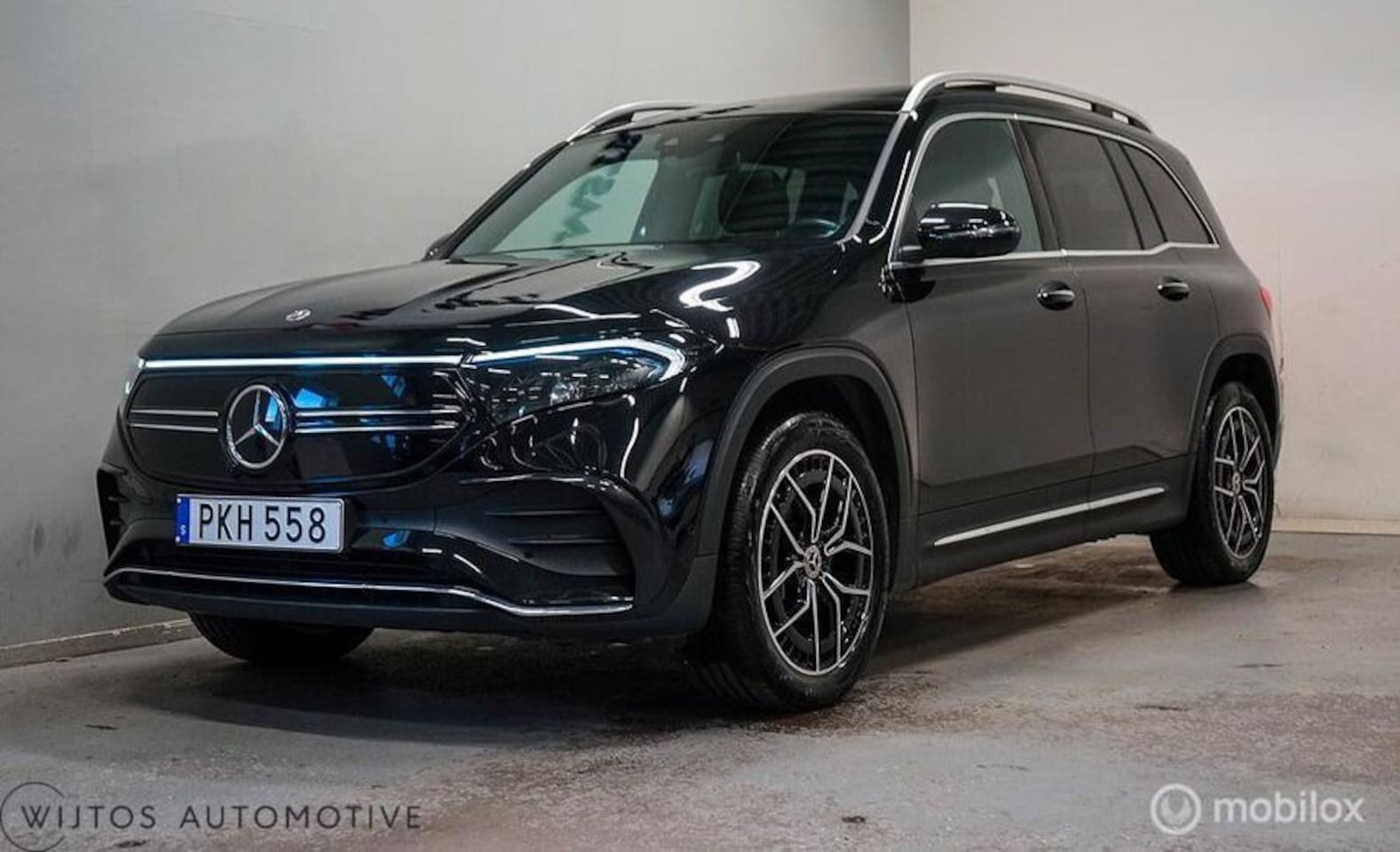 Mercedes-Benz EQB - 300 4MATIC AMG Line 7p Premium, Burmester, Pano - AutoWereld.nl