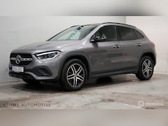 Mercedes-Benz GLA-Klasse - 250 e Luxury Line, pano, memory