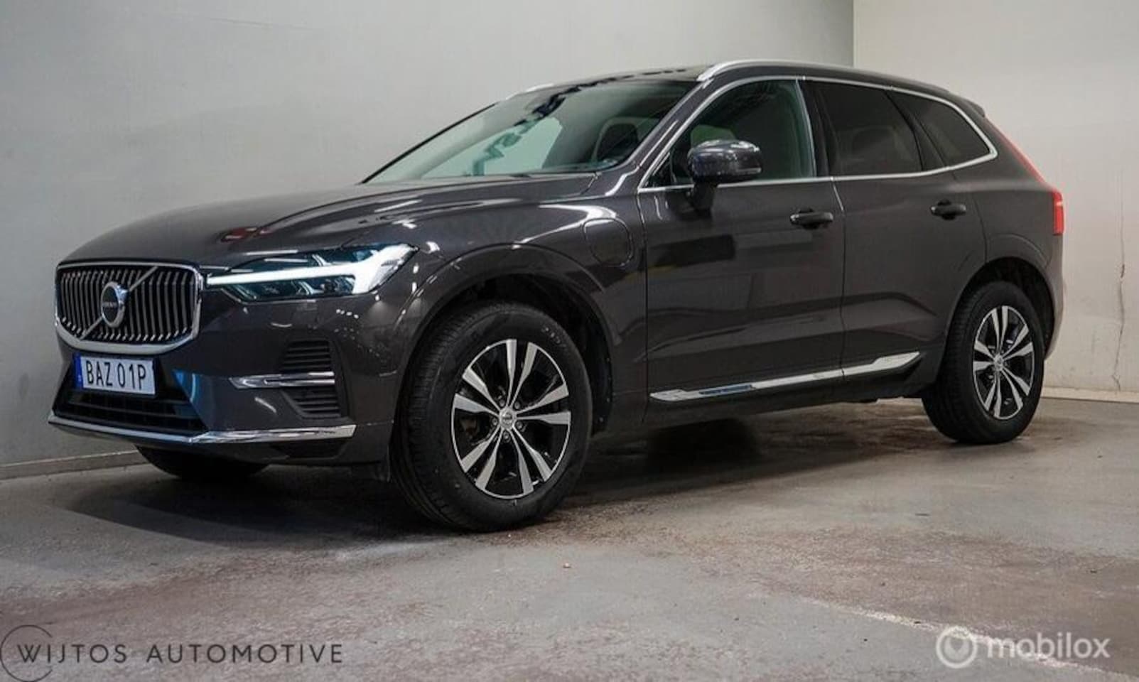 Volvo XC60 - 2.0 T6 Plug-in AWD Core Bright, trrekh - AutoWereld.nl