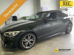 BMW 1-serie - 125i M Sport uitlaat Navi Cruise Stoelv 18 inch