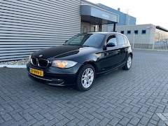 BMW 1-serie - 116i Business Line