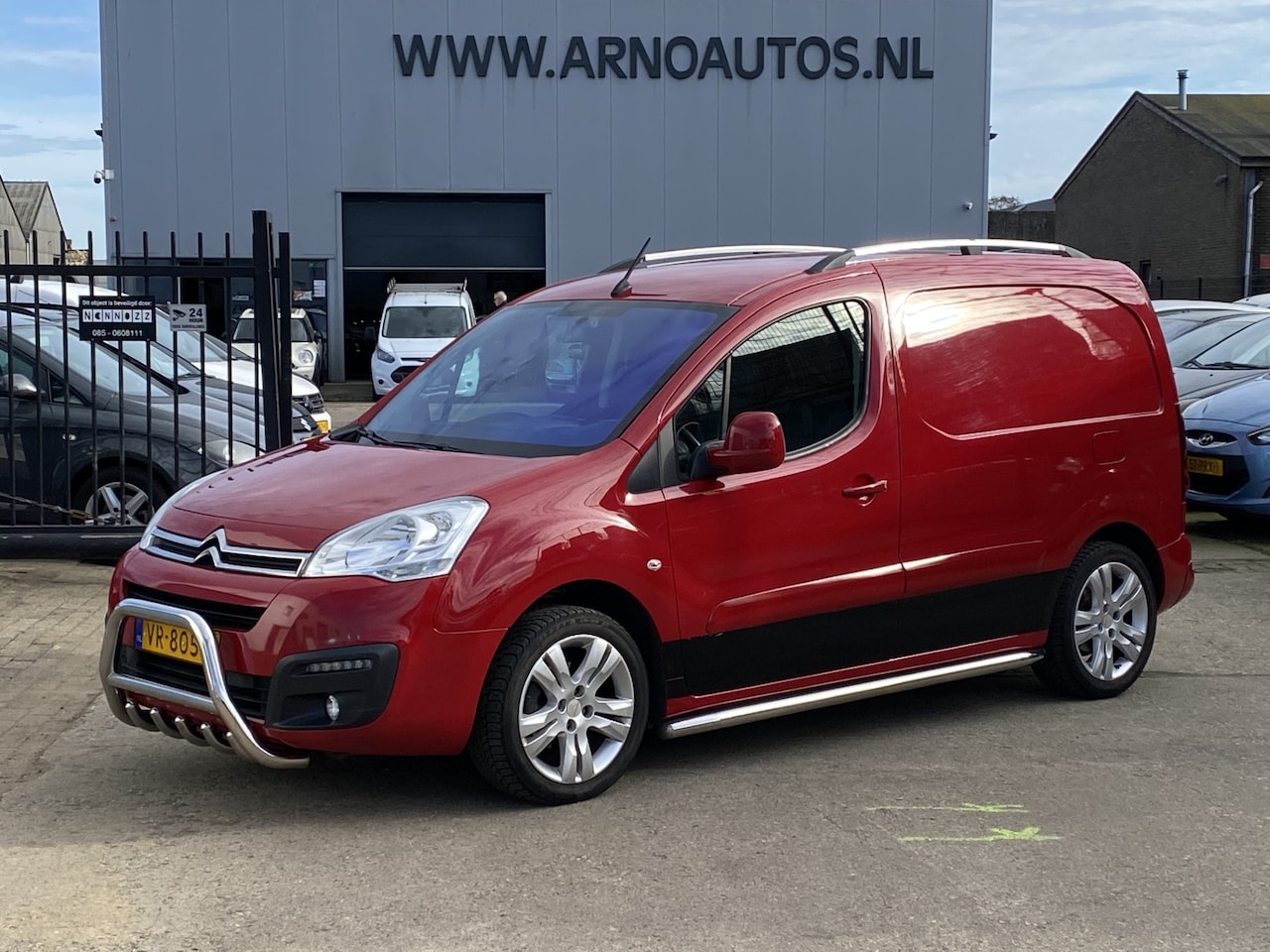 Citroën Berlingo - 1.6 BlueHDI 100 EURO 6 Business S&S 3-PERSOONS, MARGE AUTO, AIRCO, SCHUIFDEUR RECHTS, CRUI - AutoWereld.nl