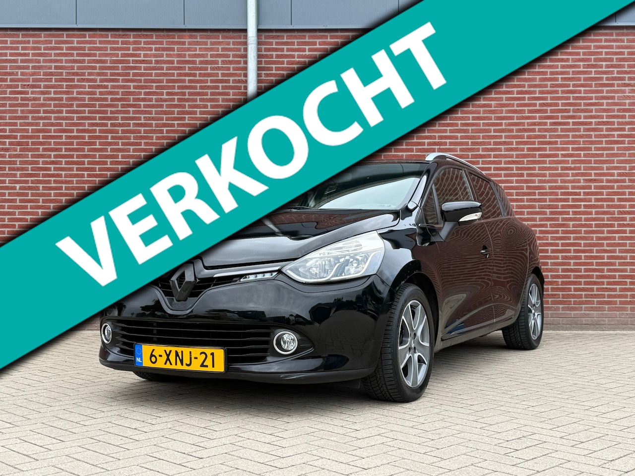 Renault Clio Estate - 0.9 TCe Night&Day / NAP / Airco / Cruise control / Trekhaak - AutoWereld.nl