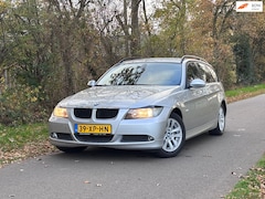 BMW 3-serie Touring - 318i High Executive | Airco + Cruise Nu € 2.950,