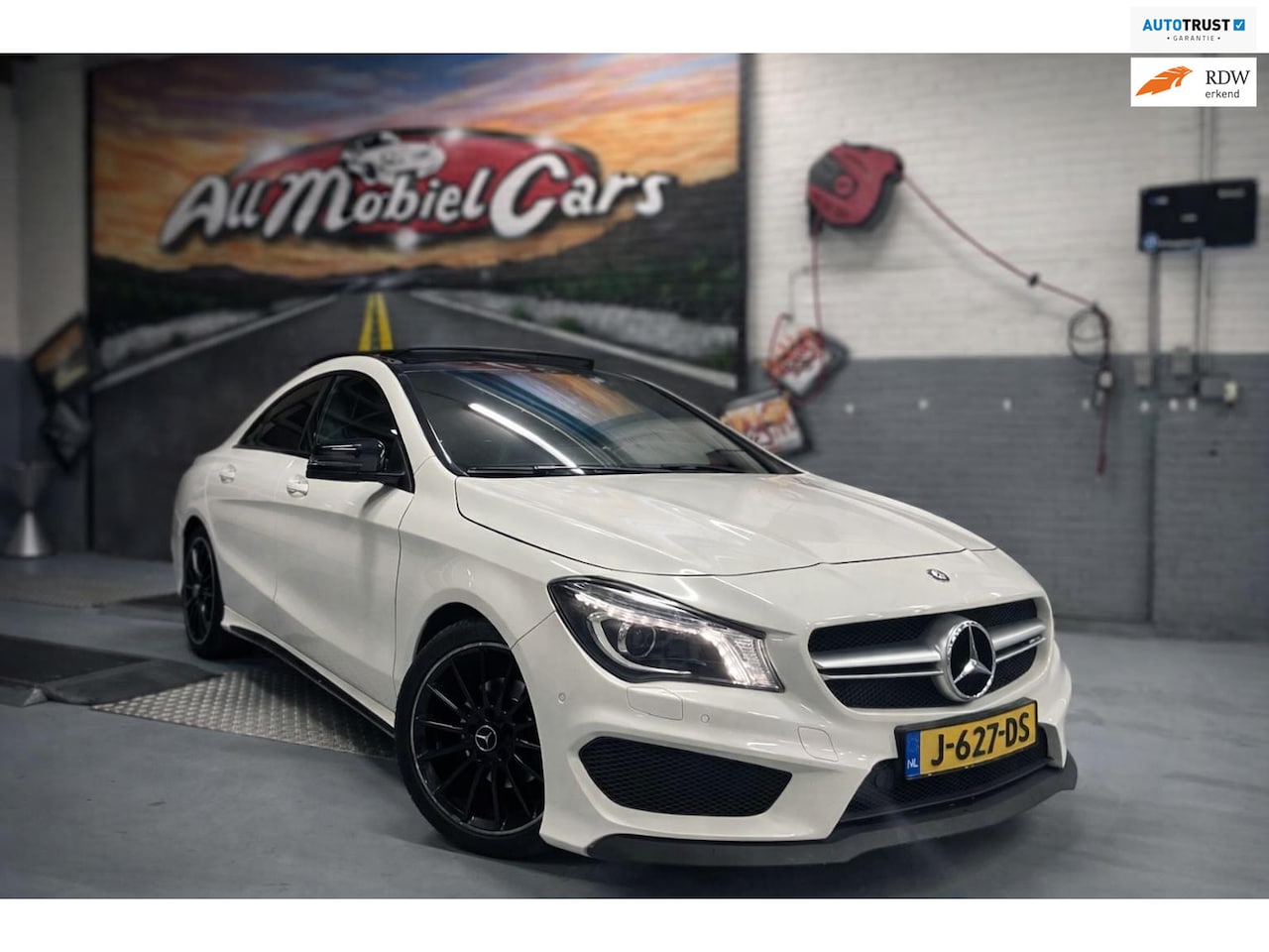 Mercedes-Benz CLA-Klasse - 200 Ambition PANO - AutoWereld.nl