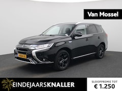 Mitsubishi Outlander - 2.4 PHEV Pure 4WD | NAVIGATIE | CLIMATE CONTROL | PARKEERSENSOREN