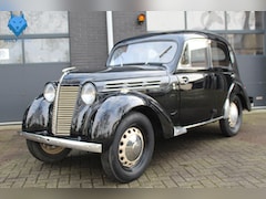 Renault Juvaquatre - 4 GOEDE STAAT VERZAMELAAR