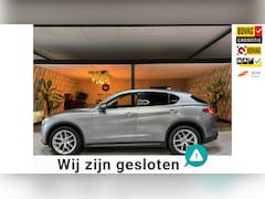 Alfa Romeo Stelvio - 2.0 Turbo First Edition Garantie Memory StuurVW StoelVW Camera Elek Achterklep Leder Cruis