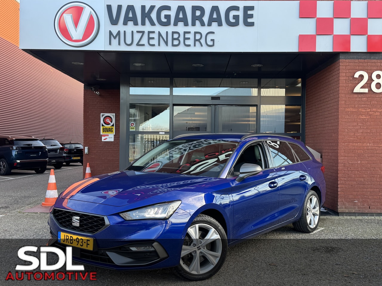 SEAT Leon Sportstourer - 1.4 TSI eHybrid PHEV FR // LED // NAVI // PDC V+A // CAMERA // STOEL + STUURWIELVERWARMING - AutoWereld.nl