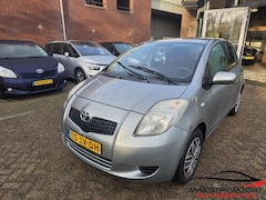 Toyota Yaris - 1.3 VVTi Sol