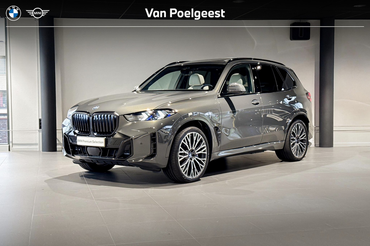 BMW X5 - xDrive50e Launch Edition | M Sport Pro | Glazen Panoramadak | Harman Kardon | Stoelventila - AutoWereld.nl