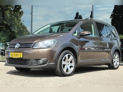 Volkswagen Touran Cross - 1.4 TSI 7PERS. ORIG. NL | NAVI | TREKHAAK | CRUISE | CLIMATE | PRIVACY