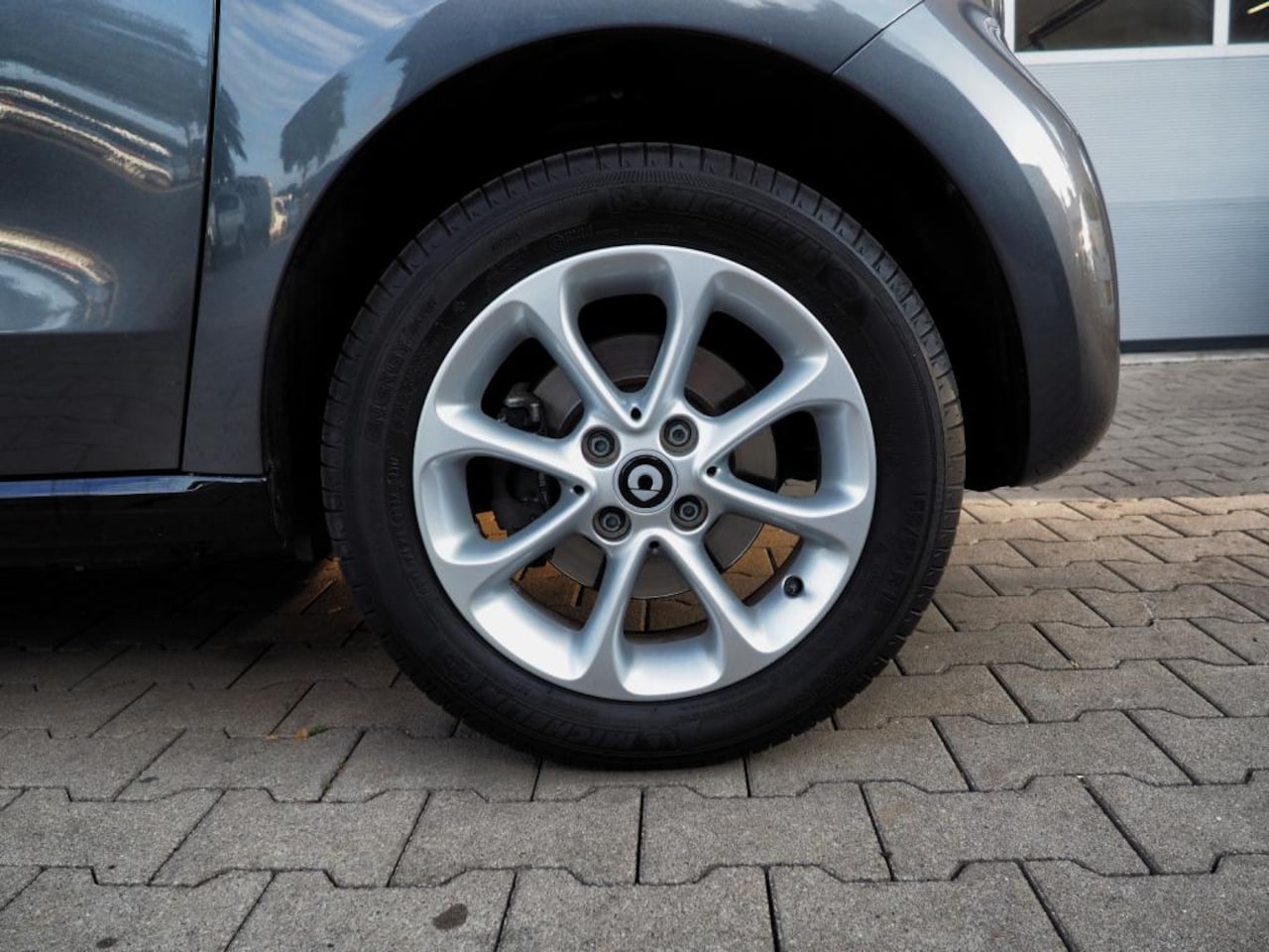 Smart Forfour - 1.0 Pure AUTOM. CLIMA CRUISE LM VELGEN ELEK. PAKKET