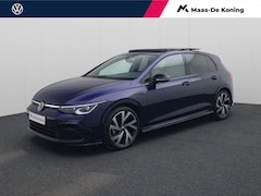 Volkswagen Golf - 1.5eTSI/150PK R-Line DSG · Panoramadak · Stoel- & Stuurverwarming · Camera + Parkeersensor