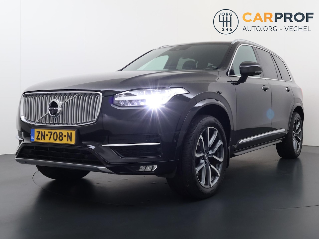 Volvo XC90 - 2.0 D5 AWD Momentum Leder Memory - AutoWereld.nl