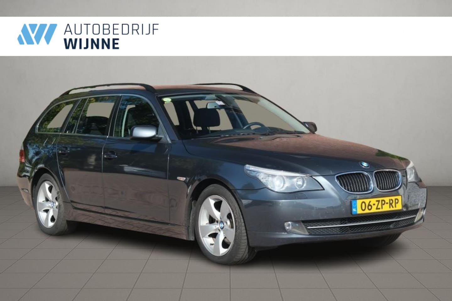 BMW 5-serie Touring - 523i Executive 523i 190pk Executive - AutoWereld.nl