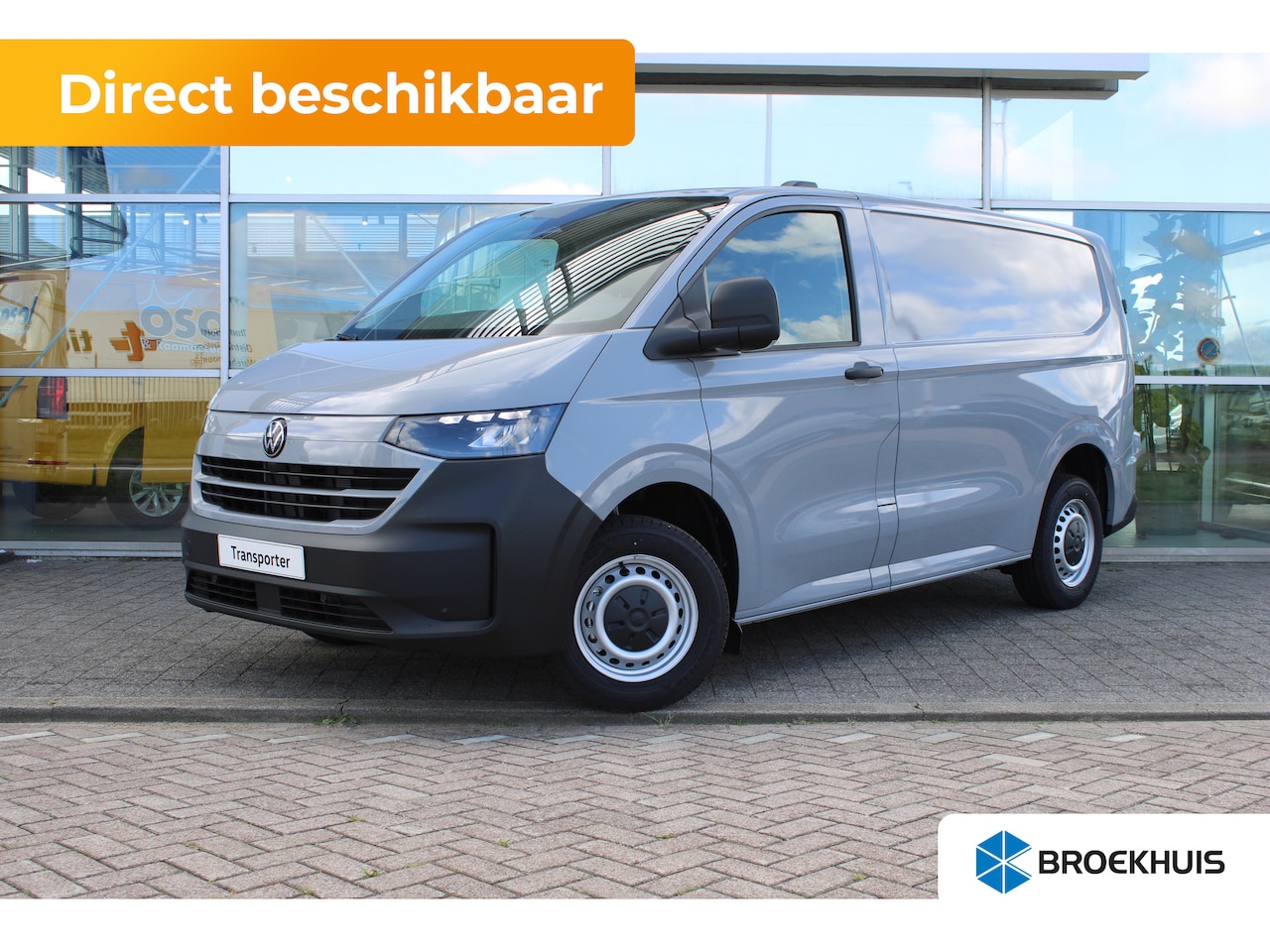 Volkswagen Transporter - 2.0 TDI L1 Life | 150 pk | BPM VRIJ | Apple Carplay | Full LED | Bijrijdersbank | Achterui - AutoWereld.nl