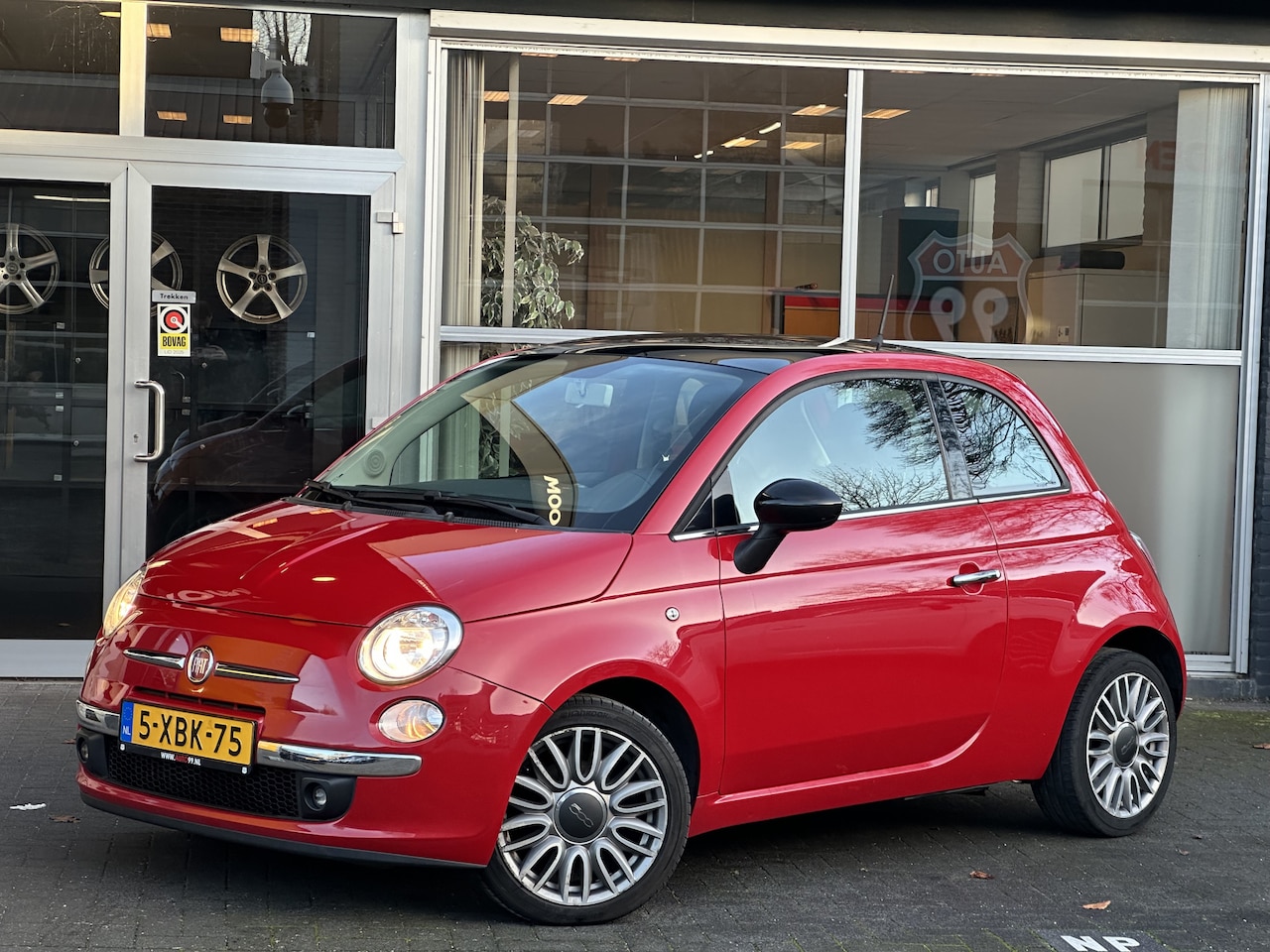 Fiat 500 - 0.9 TwinAir Turbo Cult CLIMA / CRUISE / PANO / LEER - AutoWereld.nl