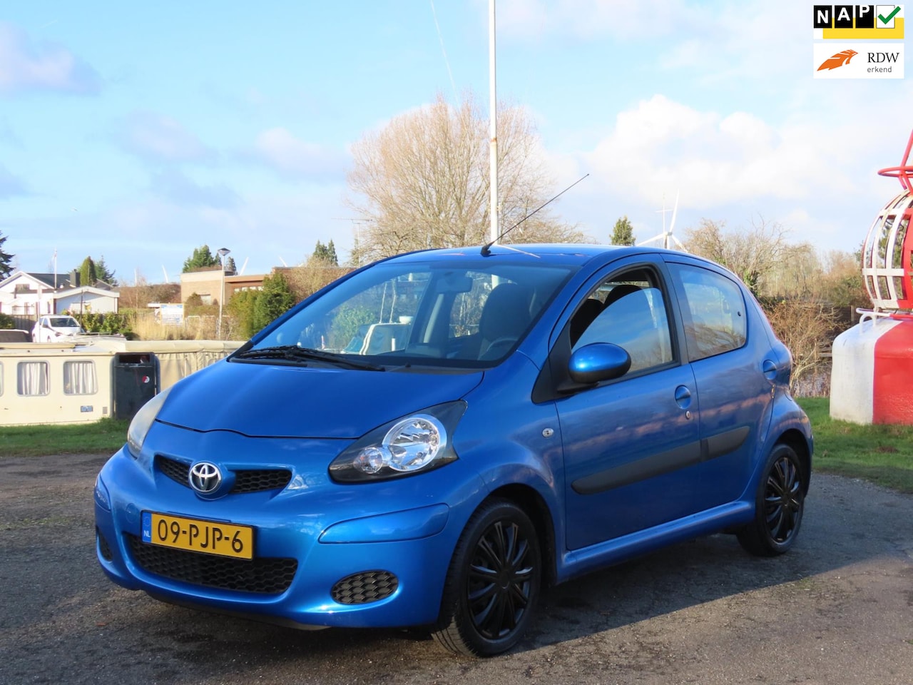 Toyota Aygo - 1.0-12V Comfort Navigator *1e EIG ! *Dealer onderhoud ! - AutoWereld.nl