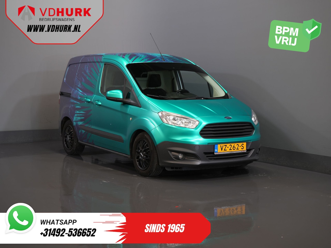 Ford Transit Courier - 1.5 TDCI Trend BPM VRIJ! NL Auto/ 2xSchuifdeur/ Climate/ Trekhaak/ Betimmerd - AutoWereld.nl