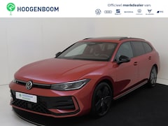 Volkswagen Passat Variant - 1.5 eHybrid R-Line Edition | Panoramadak | Trekhaak | Adaptieve demping systeem | Parkeera