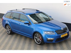 Skoda Octavia - 2.0 TSI RS 220PK DSG Carplay Leder Xenon