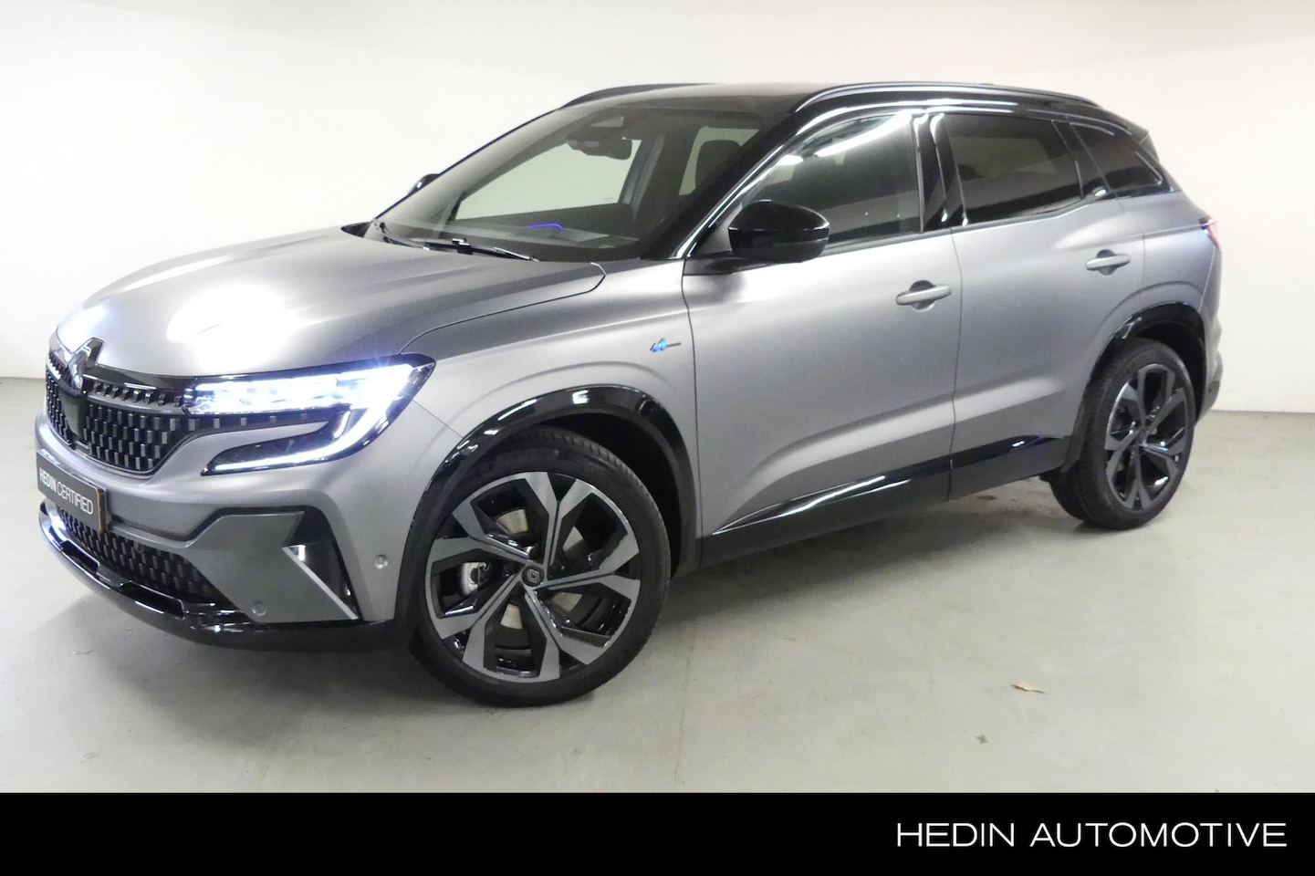 Renault Austral - E-Tech Full Hybrid 200 Iconic Esprit Alpine | openR link Multimedia & Navigatie | Panorama - AutoWereld.nl