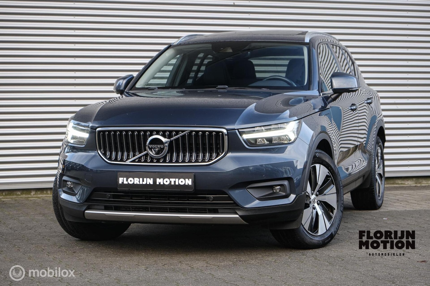 Volvo XC40 - 1.5 T4 Recharge Inscription | 360 camera | Harman Kardon | Pano | LED | Elec. Trekhaak | S - AutoWereld.nl