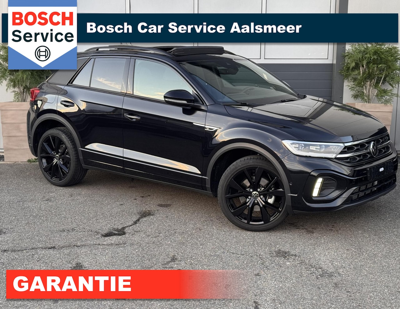 Volkswagen T-Roc - 1.5 R-Line Black Edition Dsg / PANO / LED / CAMERA / GARANTIE /INCL. BTW / - AutoWereld.nl