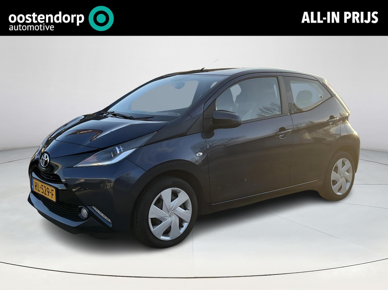 Toyota Aygo - 1.0 VVT-i x-play | All-in prijs | Airco | centr. vergr. - AutoWereld.nl