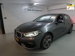 BMW 1-serie - 118i NIEUWE MODEL / M Pakket /Virtual cockpit /NAP / CAMERA