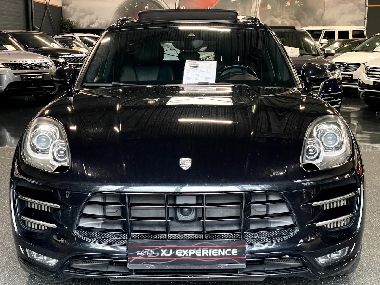 Porsche Macan - 3.6 Turbo 400 PK-PANO-21"-AKRAPOVIC-SPORT CHRONO - AutoWereld.nl