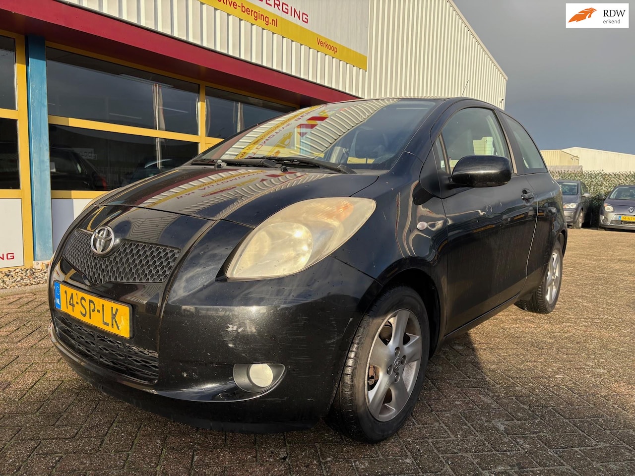 Toyota Yaris - 1.3 VVTi Luna AIRCO APK T/M 2-2-2027 - AutoWereld.nl